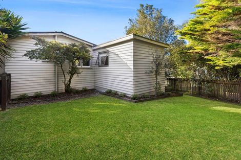 Photo of property in 28 Crescent Street, Richmond, 7020