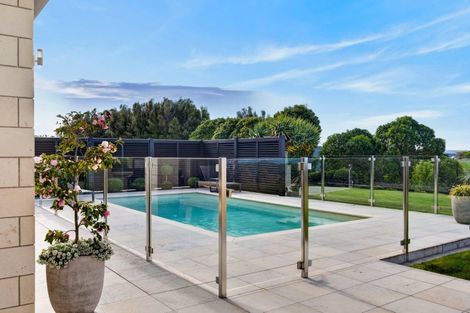 Photo of property in 185 Eskridge Drive, Eskdale, Napier, 4182