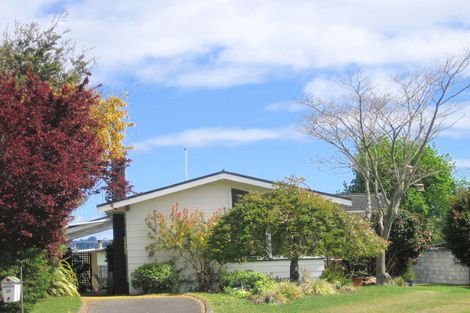 Photo of property in 17 Richmond Avenue, Richmond Heights, Taupo, 3330