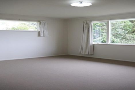 Photo of property in 38 Potter Avenue, Northcote, Auckland, 0627