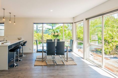 Photo of property in 35a Shalamar Drive, Cashmere, Christchurch, 8022