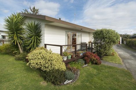 Photo of property in 24 Topaz Drive, Papamoa Beach, Papamoa, 3118