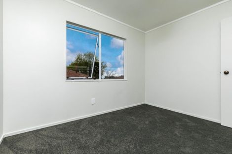 Photo of property in 2/284 Rangatira Road, Beach Haven, Auckland, 0626