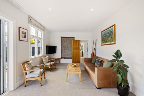 Photo of property in 36 Ngaio Street, Saint Martins, Christchurch, 8022