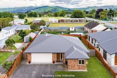 Photo of property in 63 Grey Street, Woodville, 4920