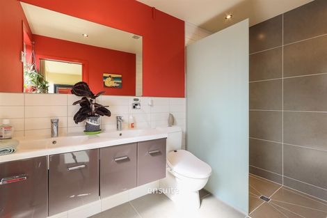 Photo of property in 38 Great West Road, Matipo Heights, Rotorua, 3015