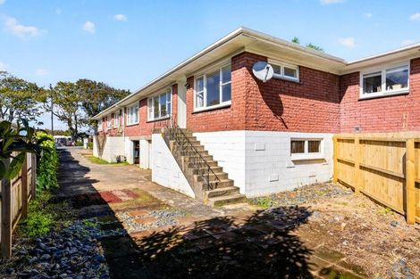Photo of property in 3/155 Shakespeare Road, Milford, Auckland, 0620