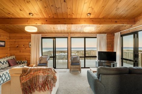 Photo of property in 165 Oceanbeach Road, Mount Maunganui, 3116