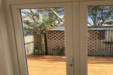 Photo of property in 120 Brougham Street, Mount Victoria, Wellington, 6011