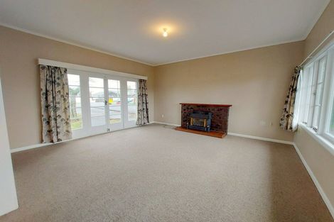 Photo of property in 42 Hillcrest Road, Hillcrest, Hamilton, 3216