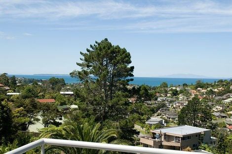 Photo of property in 557 East Coast Road, Browns Bay, Auckland, 0630