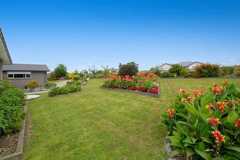 Photo of property in 28 Awatiro Drive, Kaukapakapa, 0871