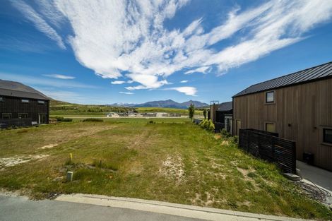 Photo of property in 10 Soudley Court, Jacks Point, Queenstown, 9371