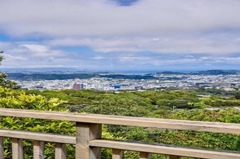 Photo of property in 3 Flint Way, Northland, Wellington, 6012