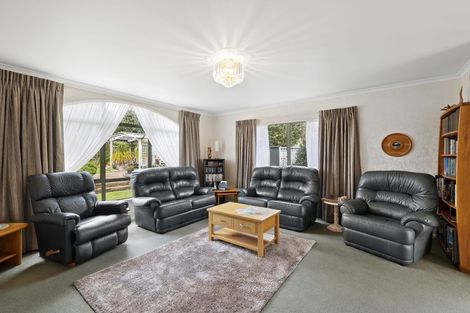 Photo of property in 14 Shelter Grove, Frankleigh Park, New Plymouth, 4310