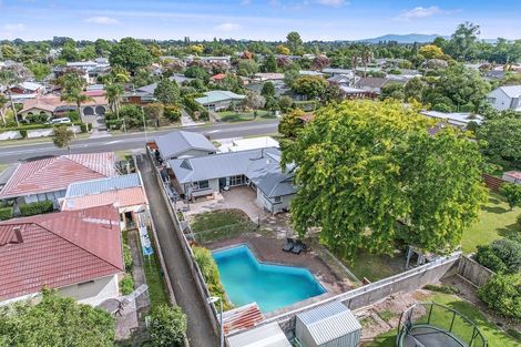 Photo of property in 27 Glen Lynne Avenue, Queenwood, Hamilton, 3210