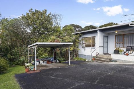 Photo of property in 2/16 Valron Road, Te Atatu South, Auckland, 0602