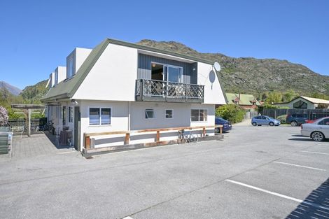 Photo of property in 3 Remarkables Crescent, Frankton, Queenstown, 9300