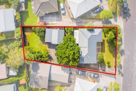 Photo of property in 19 Brennan Avenue, Te Atatu Peninsula, Auckland, 0610