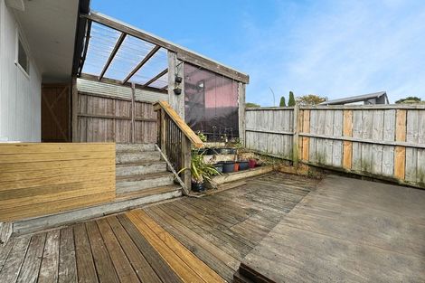 Photo of property in 2/1 Broadview Place, Howick, Auckland, 2014