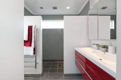 Photo of property in 115 Oriental Parade, Papamoa Beach, Papamoa, 3118