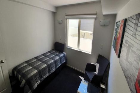 Photo of property in 1/45 Marine Parade, Mount Maunganui, 3116