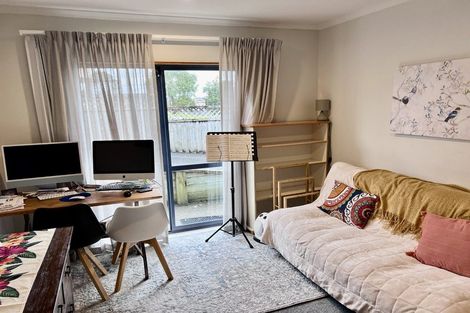 Photo of property in 29 Greenview Lane, Red Beach, 0932