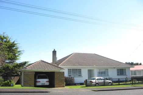 Photo of property in 6 Tupoki Street, Glen Avon, New Plymouth, 4312