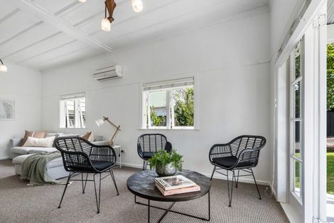 Photo of property in 1/3 Aramoana Avenue, Devonport, Auckland, 0624