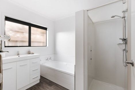 Photo of property in 6b Queen Road, Bellevue, Tauranga, 3110