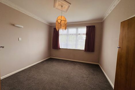 Photo of property in 29-31 Rangitira Avenue, Palmerston North, 4414