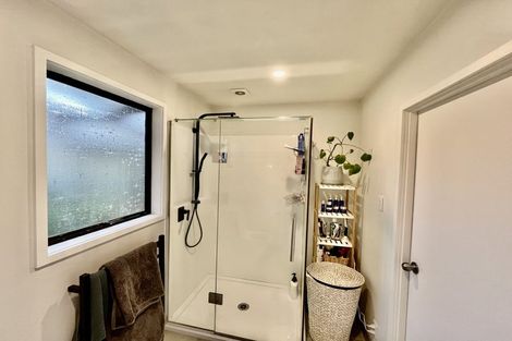 Photo of property in 14 Aquarius Avenue, Glen Eden, Auckland, 0602