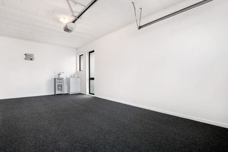 Photo of property in 2/327 Great South Road, Papakura, 2110