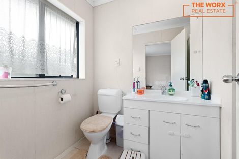 Photo of property in 66 Stellata Court, Randwick Park, Auckland, 2105