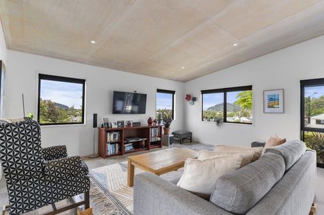 Photo of property in 203 The Drive, Whangamata, 3620