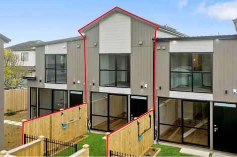 Photo of property in 3 Albert Road, Manukau, Auckland, 2025