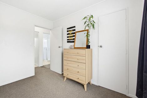 Photo of property in 1/17 Atherfold Crescent, Greenmeadows, Napier, 4112