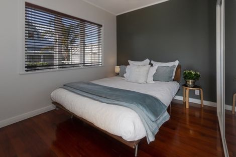 Photo of property in 491 Point Chevalier Road, Point Chevalier, Auckland, 1022