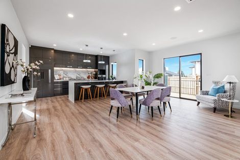 Photo of property in 12 Cumulus Way, Ranui, Auckland, 0612