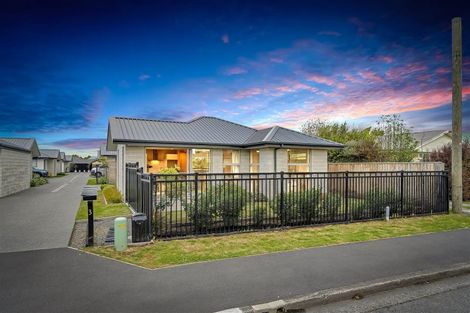 Photo of property in 9/3 Nyoli Street, Northcote, Christchurch, 8052