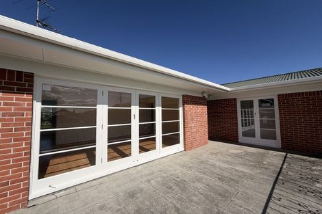Photo of property in 117 Coronation Road, Hillcrest, Auckland, 0627