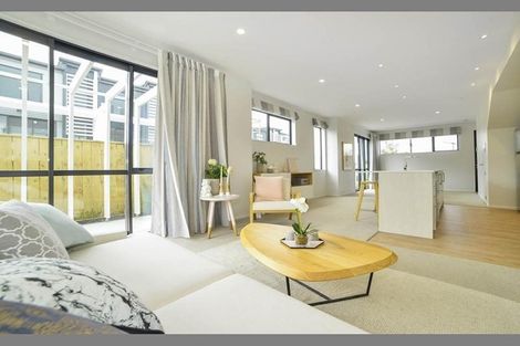 Photo of property in 15 Carder Court, Hobsonville, Auckland, 0618