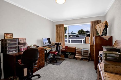 Photo of property in 11 Grey Street, Hawera, 4610