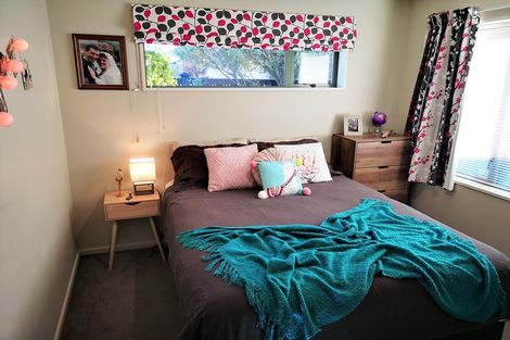 Photo of property in 1 Kohi Drive, Parklands, Christchurch, 8083