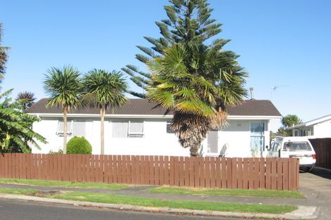 Photo of property in 37 Sunlands Drive, Manurewa, Auckland, 2102