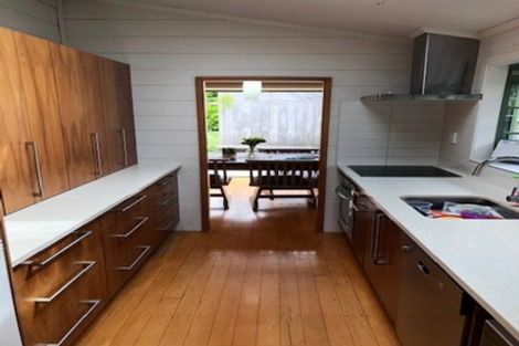 Photo of property in 2/23 Bevyn Street, Castor Bay, Auckland, 0620