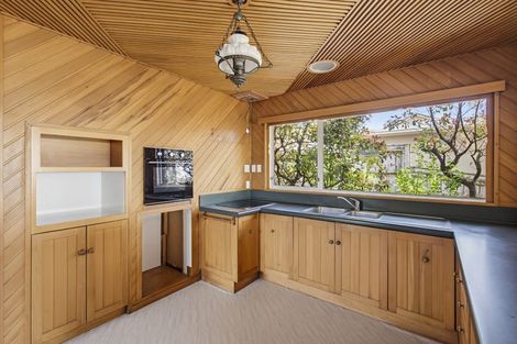 Photo of property in 107 Winara Avenue, Waikanae, 5036