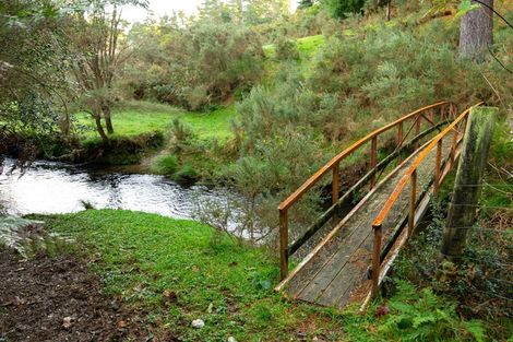 Photo of property in 299 Moores Valley Road, Wainuiomata, Lower Hutt, 5373