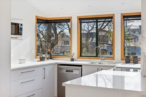 Photo of property in 13a Percy Road, Papamoa Beach, Papamoa, 3118