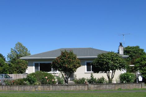 Photo of property in 10 Charles Street, Riverdale, Gisborne, 4010